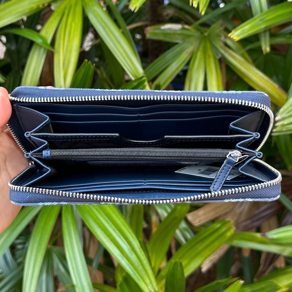 Michael Kors COOPER Large Tech Zip Around Wallet Jacquard MK Navy Multi - Picture 7 of 12